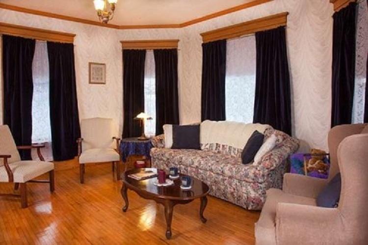 סטורג'און ביי The Sawyer House Bed & Breakfast מראה חיצוני תמונה